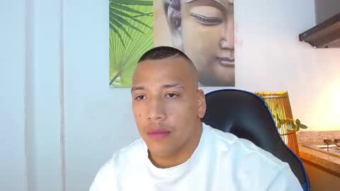 Tom muscle1 online show from February 25, 6:09 pm