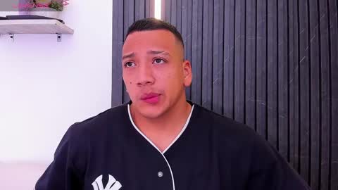 Tom muscle1 online show from October 7, 11:51 am