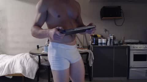 Snapshot of tom_show chatting on October 27, 10:25 pm tom_show online show from October 27, 10:25 pm