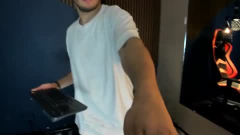 TOMAS online show from June 13, 4:21 am
