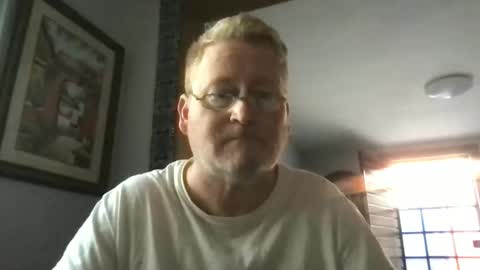 Snapshot of tomascausa chatting on January 6, 3:19 pm Hola online show from January 6, 3:19 pm