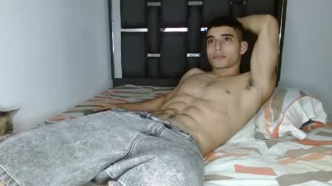 tomaz_18 online show from February 7, 1:31 am