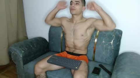 tomaz_18 online show from May 20, 2:51 am