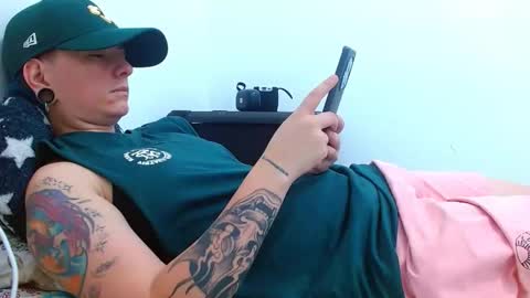 Blue online show from March 31, 9:26 pm