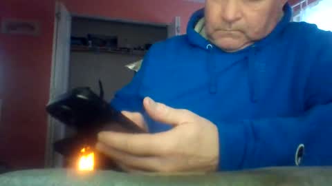 Snapshot of tomcat4848 chatting on February 9, 10:03 pm tomcat4848 online show from February 9, 10:03 pm