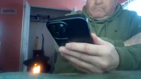 Snapshot of tomcat4848 chatting on February 11, 8:36 pm tomcat4848 online show from February 11, 8:36 pm