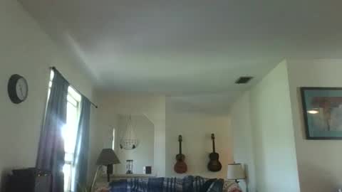 sirmuggsalot online show from December 5, 3:20 pm