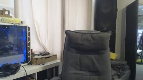 Snapshot of tomentomo chatting on January 22, 12:38 pm Tont online show from January 22, 12:38 pm