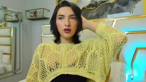 Snapshot of tomlondon_ chatting on March 5, 11:38 am online show from March 5, 11:38 am