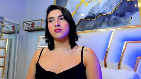 Snapshot of tomlondon_ chatting on March 10, 11:42 am online show from March 10, 11:42 am