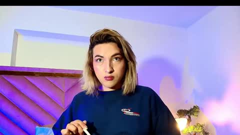 Snapshot of tomlondon_ chatting on September 16, 12:17 pm online show from September 16, 12:17 pm