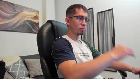 Tomas online show from March 18, 3:53 am