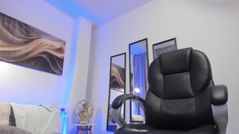 Tomas online show from March 27, 8:26 am