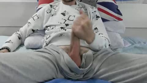 Snapshot of tommaso9046 chatting on October 31, 5:25 pm tommaso9046 online show from October 31, 5:25 pm