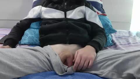 tommaso9046 online show from March 1, 3:03 pm