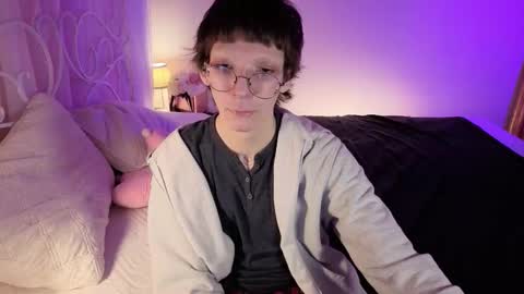 Tommie online show from September 27, 12:21 pm