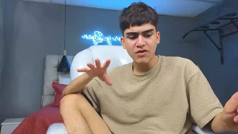 Tommy  online show from February 20, 6:39 am