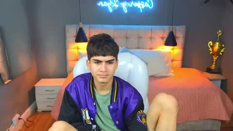 Tommy  online show from March 9, 6:50 am