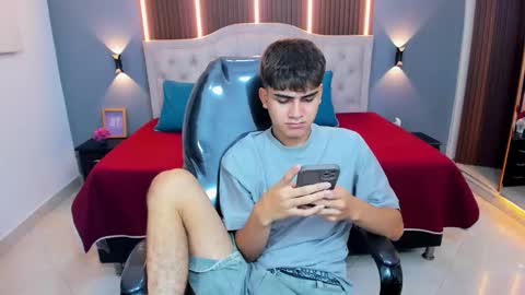 Tommy  online show from February 10, 3:32 am