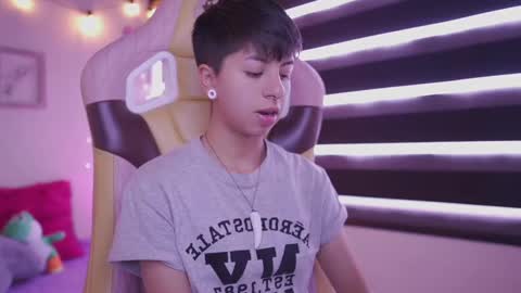 Blue  online show from March 10, 3:20 pm