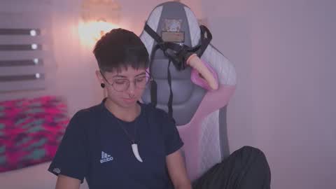 Blue  online show from September 16, 1:39 am