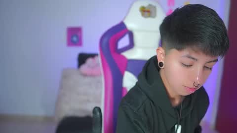 Blue  online show from September 19, 12:39 pm