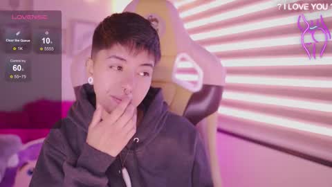 Blue  online show from March 13, 1:07 pm