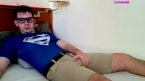 Snapshot of tommy_rafs chatting on August 5, 3:26 pm Thomas online show from August 5, 3:26 pm