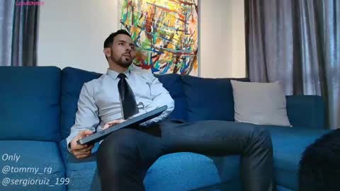 tommy_raym0ndg online show from April 11, 8:24 pm