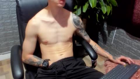 Tommy Slater online show from January 9, 6:42 pm