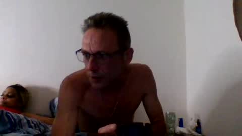 tommyandtomara online show from June 9, 10:21 pm