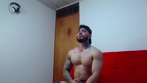 Steven online show from January 18, 9:24 pm