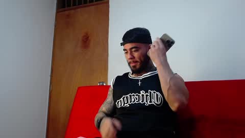 Steven online show from January 31, 7:07 am