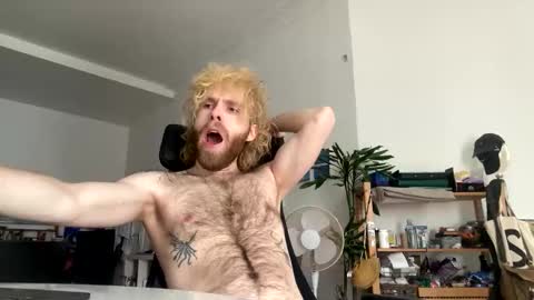 Snapshot of tommyg6420 chatting on September 14, 11:20 am First Show ever 3 online show from September 14, 11:20 am