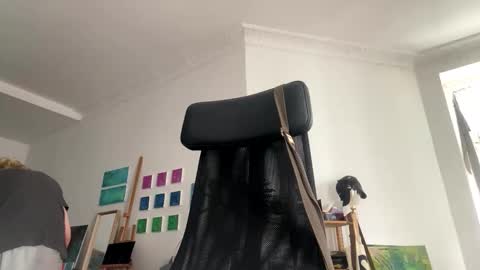 Snapshot of tommyg6420 chatting on October 9, 10:02 am First Show ever 3 online show from October 9, 10:02 am