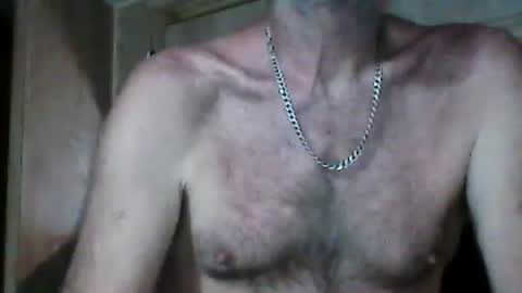 Snapshot of tommyknock271760 chatting on February 27, 4:51 pm tommyknock271760 online show from February 27, 4:51 pm