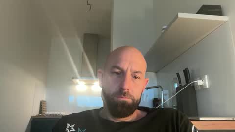 Thomas Fit online show from September 15, 6:02 am