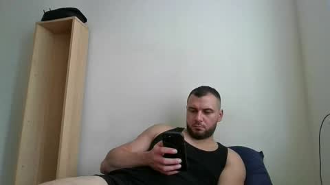 tommyy19901 online show from May 30, 9:50 am