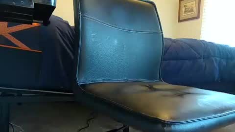 Thomas online show from October 16, 6:09 pm