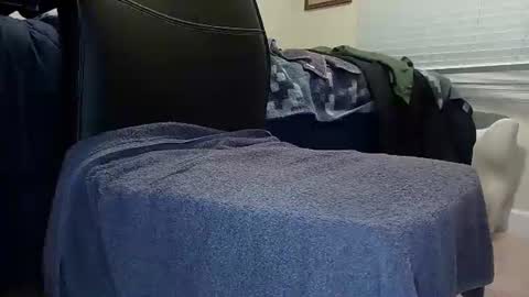 Thomas online show from November 3, 2:02 am