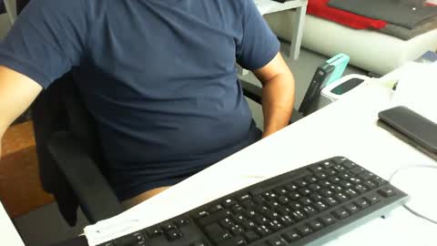 Snapshot of tomtom02029 chatting on October 11, 2:15 pm Tom online show from October 11, 2:15 pm