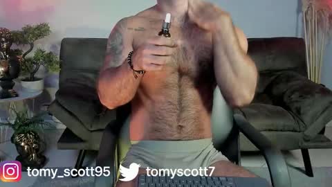 tomy_scott6 online show from March 18, 11:13 am