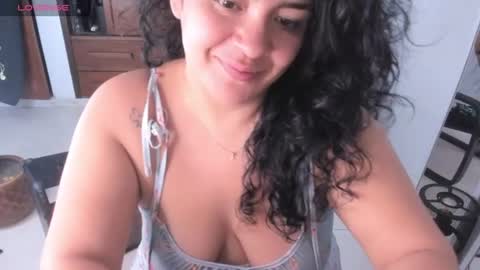 lady blue online show from July 22, 10:51 am