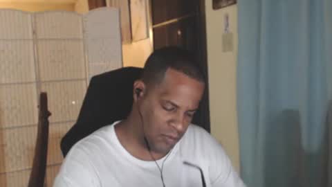 Antonio online show from June 18, 2:23 am