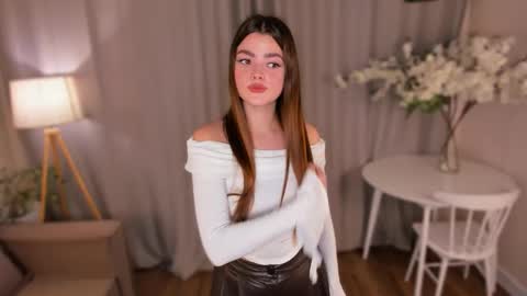 tonibishop online show from October 7, 2:36 pm