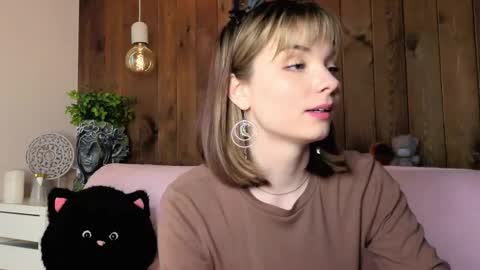 Snapshot of tonitatooker chatting on June 8, 1:28 am Melissa online show from June 8, 1:28 am