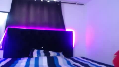 Snapshot of tonny_777hot chatting on November 18, 2:43 pm tonny online show from November 18, 2:43 pm