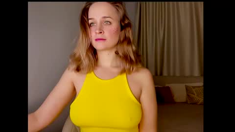 Snapshot of tony_and_alice chatting on January 2, 7:29 pm Tony and Alice online show from January 2, 7:29 pm