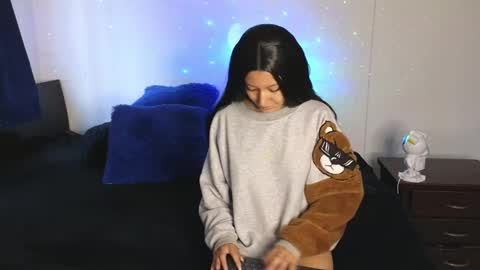 Sophia  Tony online show from December 9, 11:15 am