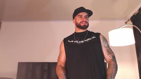 tony online show from April 7, 11:37 pm